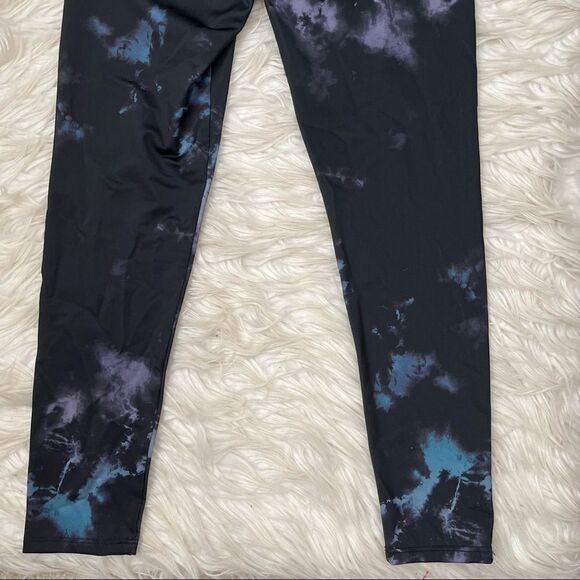 Onzie High Rise Midi Legging - Picture 8 of 10